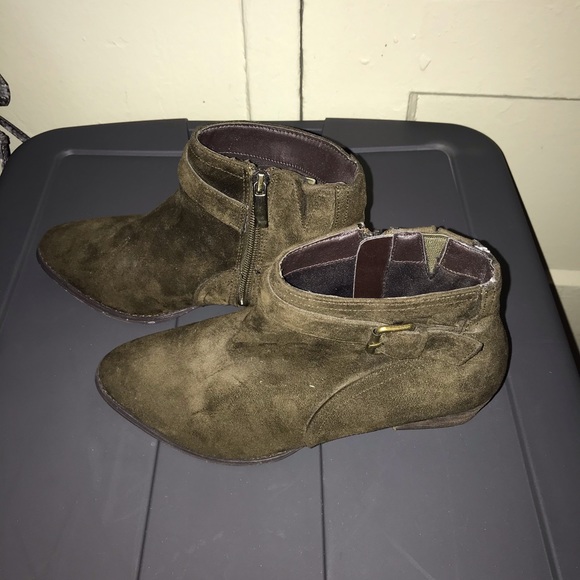 Booties Size 8.5W (Plus Size) - Picture 4 of 8